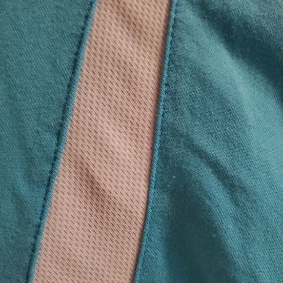 Womens Danskin shirt •blue/white•large - Picture 9 of 10